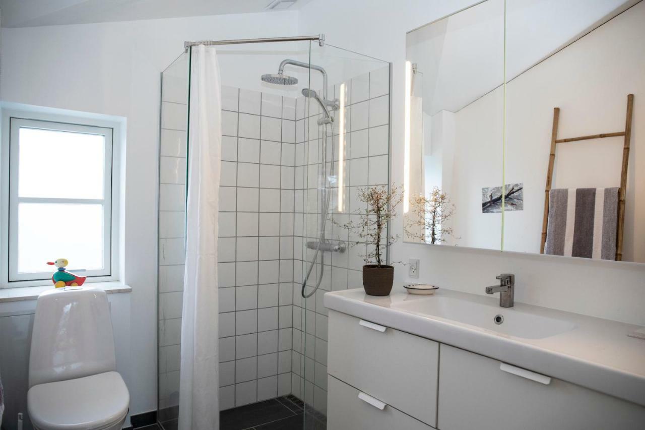 Spurvereden ved vandet Greve Buitenkant foto